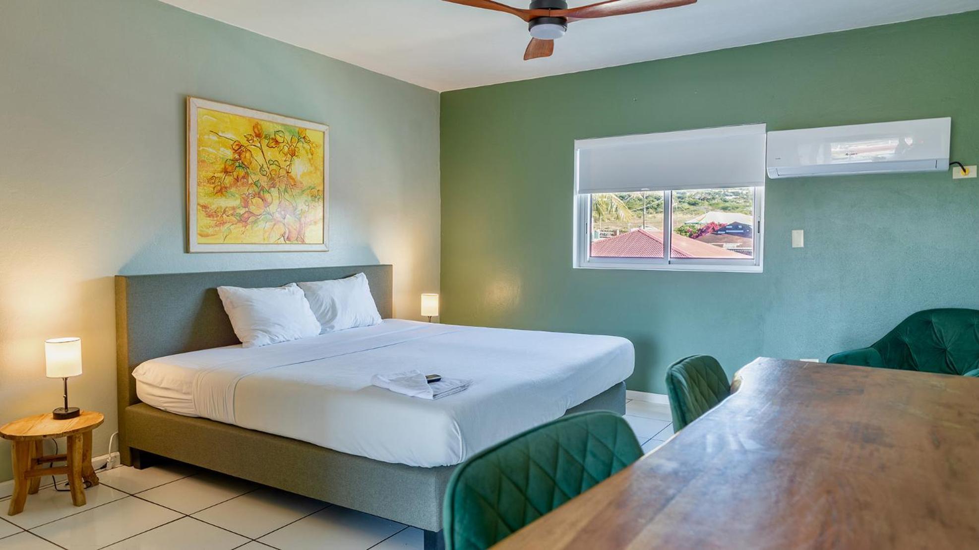 Talk Of The Town Inn & Suites - St Eustatius Oranjestad  Extérieur photo